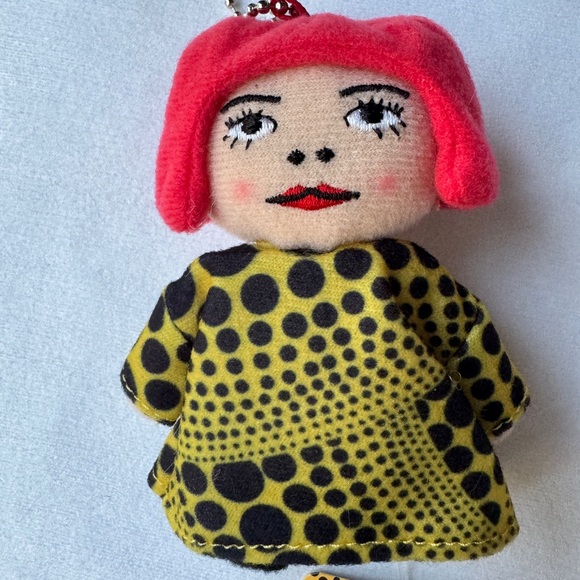 Yayoi Kusama Key Chain Plush Dot Artist Contemporary Handmade - Picture 3 of 6